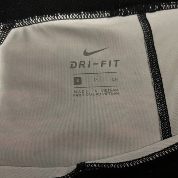 NIKE PRO Dri-Fit Spandex Bottoms! - Picture 3 of 3